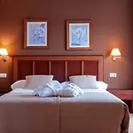 Arva Santiago Hotel 4*