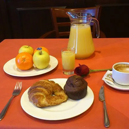 Hotel Arva Santiago Leon