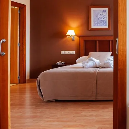 Hotel Arva Santiago 4*