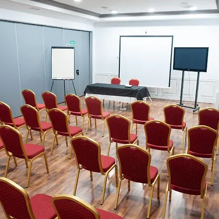 Arva Santiago فندق 4*