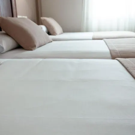 Hotel Arva Santiago 4*