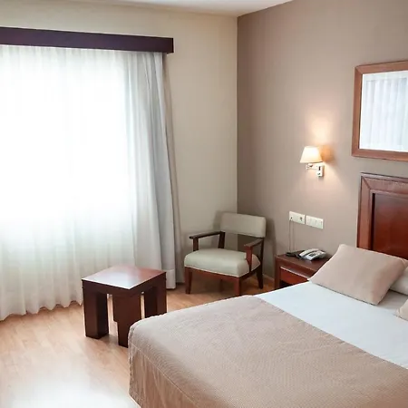 Arva Santiago 4* Leon