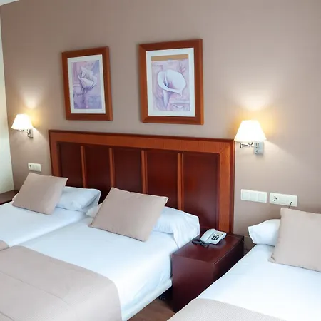Hotel Arva Santiago Leon