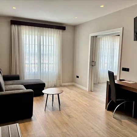 Arva Santiago Hotel Leon