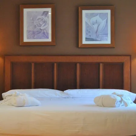 Arva Santiago 4*