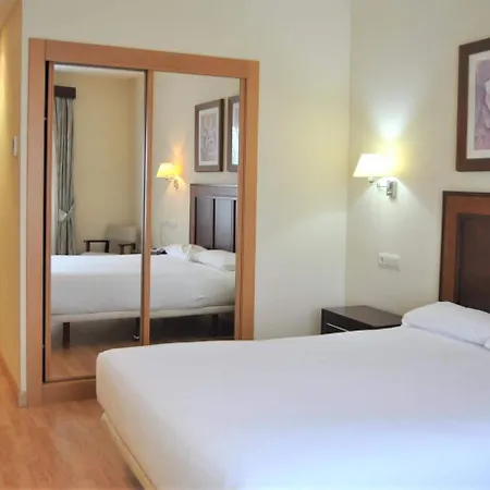 Arva Santiago فندق 4*