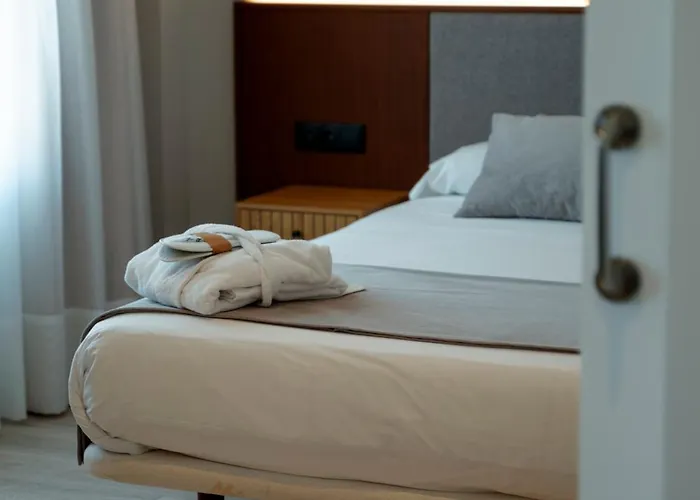 Hotel Arva Santiago 4*